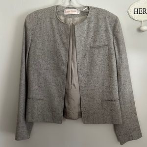 Gray houndstooth blazer